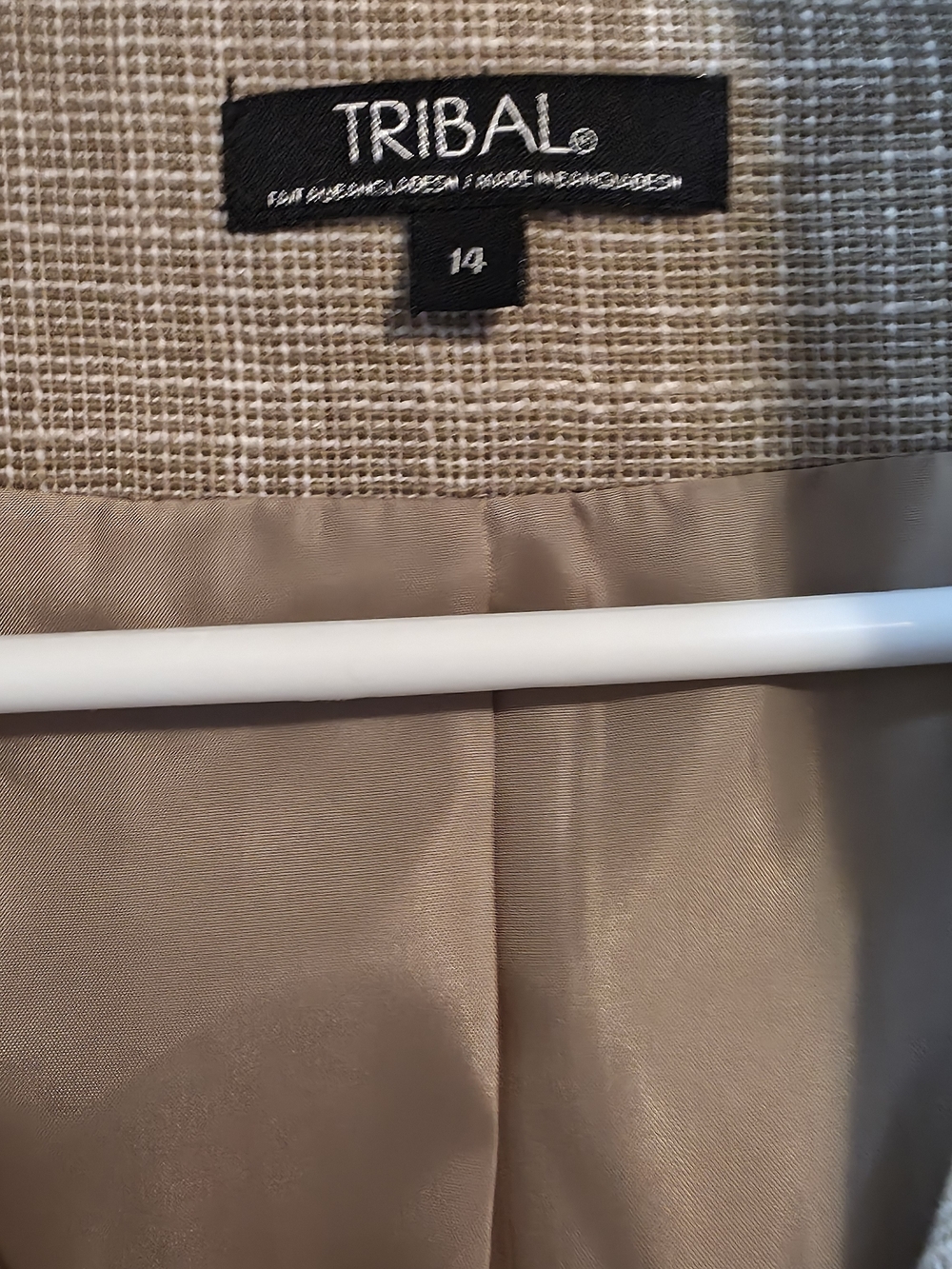 4/$67 Deal! Tribal Beige Textured Women's Blazer - Picture 5 of 10